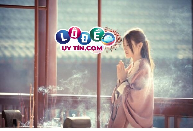 Nằm mơ thắp hương báo hiệu điềm gì? Nên đánh con nào? 1 Nằm mơ thắp hương báo hiệu điềm gì? Nên đánh con nào?